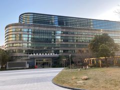 -上海跨国采购会展中心