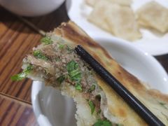-老红桥炸灌肠牛肚锅烧烤(定福庄店)