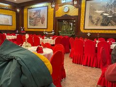 大堂-九花山烤鸭店