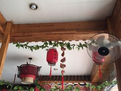 -三江鱼东北特色铁锅炖(骆驼店)