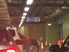 -上海来福士广场-停车场