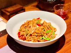 湘西腊味炒深山烟笋-隐厨·中国菜馆(三里屯T+MALL店)