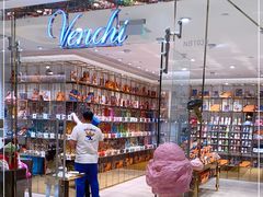-VENCHI 闻绮(北京国贸商城店)