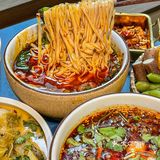 为了他们家的菜去吃的，结果被他们家的米粉儿圈粉了[色][色]