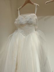 -拉瑞娜LaReine婚纱礼服高级定制