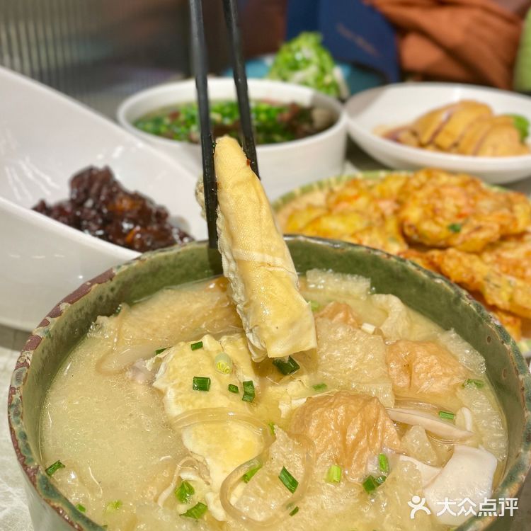 老少皆宜的本帮菜我选沪上馨和小馆