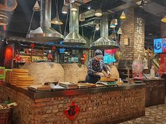 -破瓦寒窑·地摊烤羊排