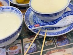 -广信牛奶甜品世家(台东店)