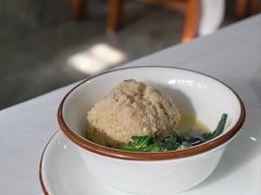 溱湖蟹黄蟹狮子头-溱湖八鲜菜馆