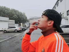 -嘿哟动霸CHUA·新潮玩运动娱乐中心·蹦床滑冰团建乐园