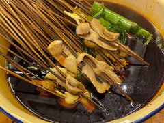 -拈签一笑黄牛肉辣卤串串