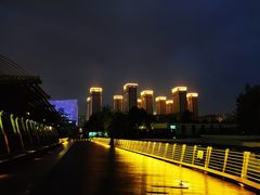 -南京眼步行桥