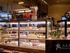 -小天鹅戴斯酒店鲸鲨百汇创作料理