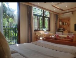 -莲生母婴月子中心(清水河公园店)