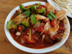 -歹歹的加个面过油肉拌面