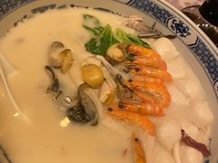 极品鱼头皇-山外山菜馆(玉泉路店)