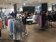 -ZARA(恒隆广场店)