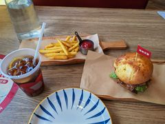 -必胜客(新中纬店)