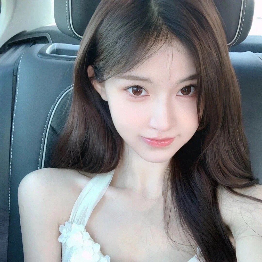 微笑温柔长发风