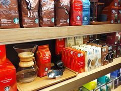 零售区-星巴克臻选(国贸商城首店)