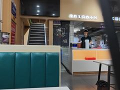-京穆兰兰州牛肉面·清真(盛龙广场店)
