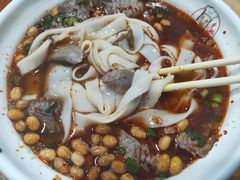 香辣叉烧牛腩粉-覃肥叔桂林米粉(粮道街店)