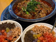 -大众跷脚牛肉馆·非遗传承单位(峨眉山店)