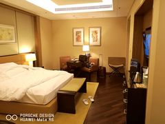 -深圳星河丽思卡尔顿酒店