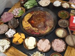 -利姐牧牛匠老火锅(兰花店)