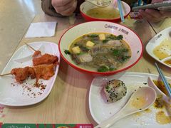 -小杨生煎(金山百联购物中心3楼店)
