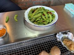 -马路牙子烧烤音乐酒馆(望京店)
