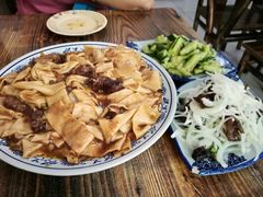 洋葱木耳-壹阁胡羊焖饼(敦煌夜市店)
