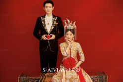 -雪中彩影婚纱摄影·微光艺术中心