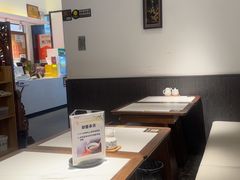 -裕兴记•蟹黄面馆(人民广场店)