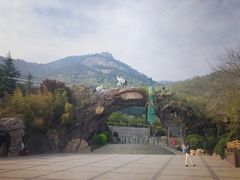 -东方熊牧场
