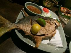 -大头虾越式风味餐厅(光明广场店)
