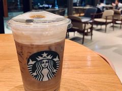 大溪地绵云冷萃-星巴克(长沙桃子湖店)