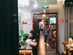 大堂-万记麻辣烫国展总店