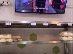 -白玉兰食品(中山公园龙之梦店)