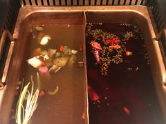 -老牌坊云南鱼豆花火锅(嵩山店)