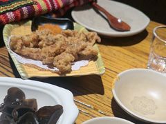 -老牌坊云南鱼豆花火锅(爱建店)