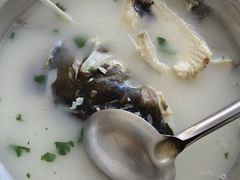 -雪湖煜辰鱼头老店(雪野湖店)