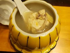 -臻鲜燕海鲜融合餐厅(金陵style店)