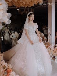 -欣薇婚纱(新源乐汇城店)