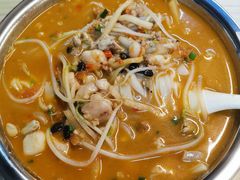 -丽丽三鲜螺蛳粉(田林路店)