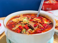 -渝信川菜 · 川味家常菜(财富购物中心店)