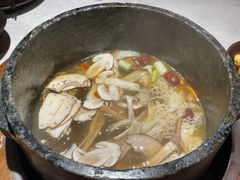 -芸山季·云南山珍菌火锅(人民广场来福士店)