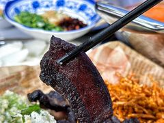-王奋斗贵州酸汤牛肉火锅