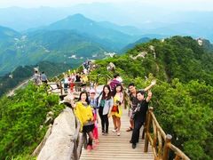 -罗田薄刀峰风景区