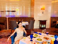 -AZUR聚(香格里拉饭店)